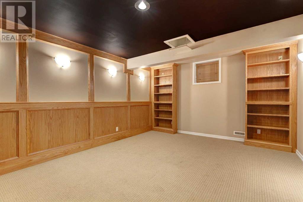 Single Family House Bungalow for Sale in  Evergreen View SW Evergreen Calgary 