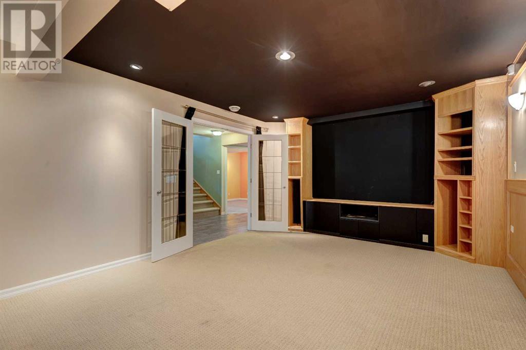 Single Family House Bungalow for Sale in  Evergreen View SW Evergreen Calgary 