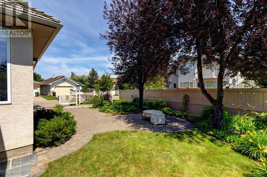 Single Family House Bungalow for Sale in  Evergreen View SW Evergreen Calgary 