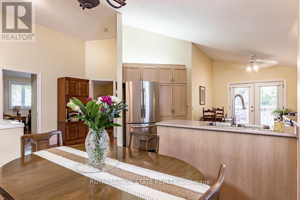 Photo 17 of 1510 Norwood Avenue, Burlington ON