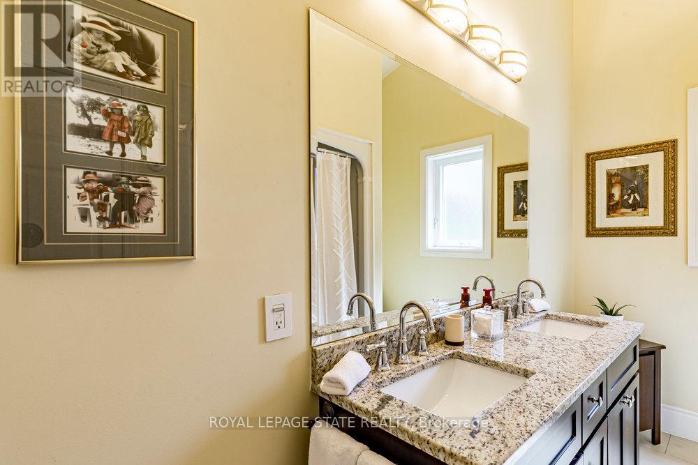 Photo 45 of 1510 Norwood Avenue, Burlington ON
