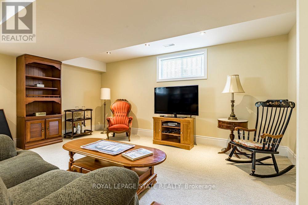 Photo 47 of 1510 Norwood Avenue, Burlington ON