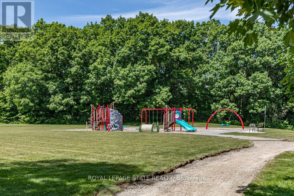 Photo 7 of 1510 Norwood Avenue, Burlington ON