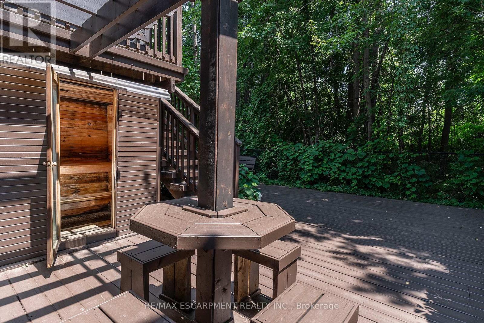 Photo 38 of 3770 Forest Bluff Crescent, Mississauga ON