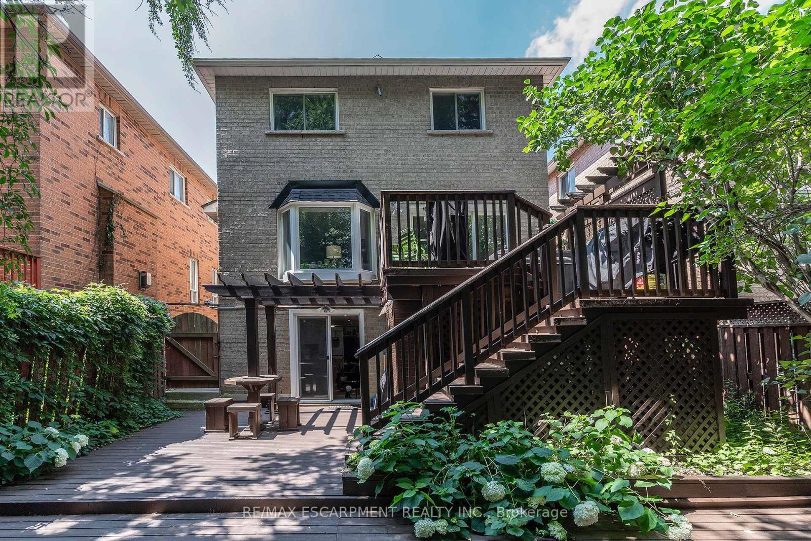 Photo 41 of 3770 Forest Bluff Crescent, Mississauga ON