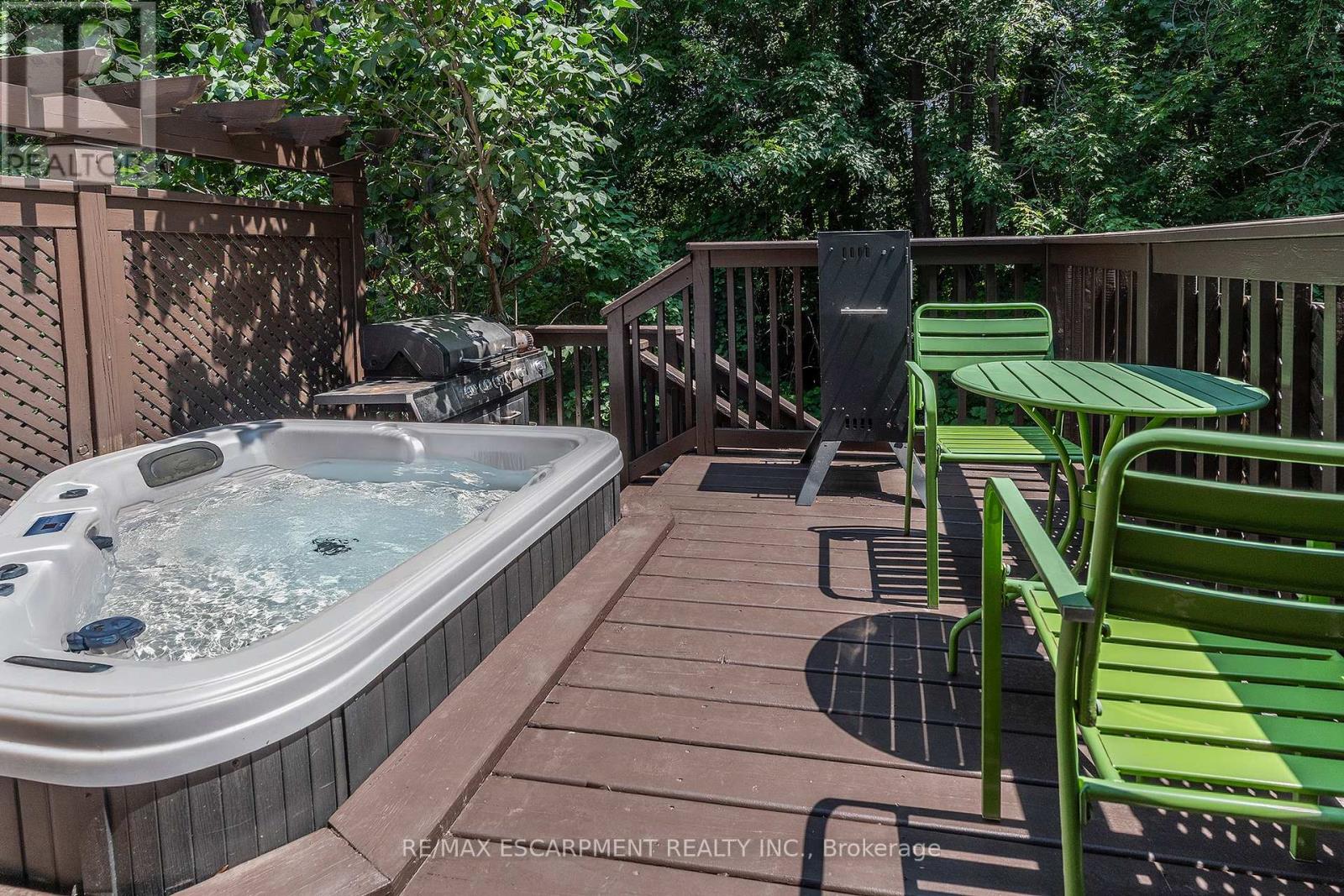 Photo 43 of 3770 Forest Bluff Crescent, Mississauga ON