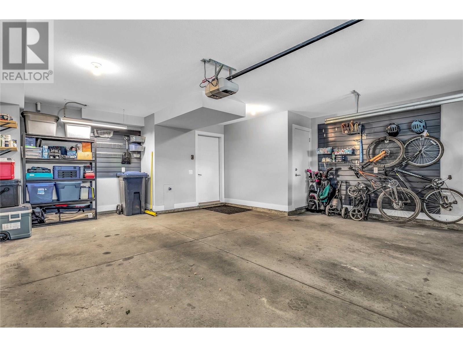 9 1102 Cameron Avenue, Kelowna