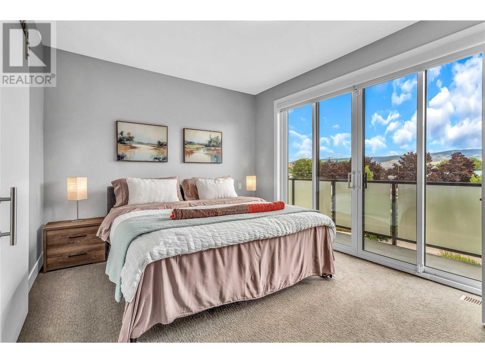 9 1102 Cameron Avenue, Kelowna