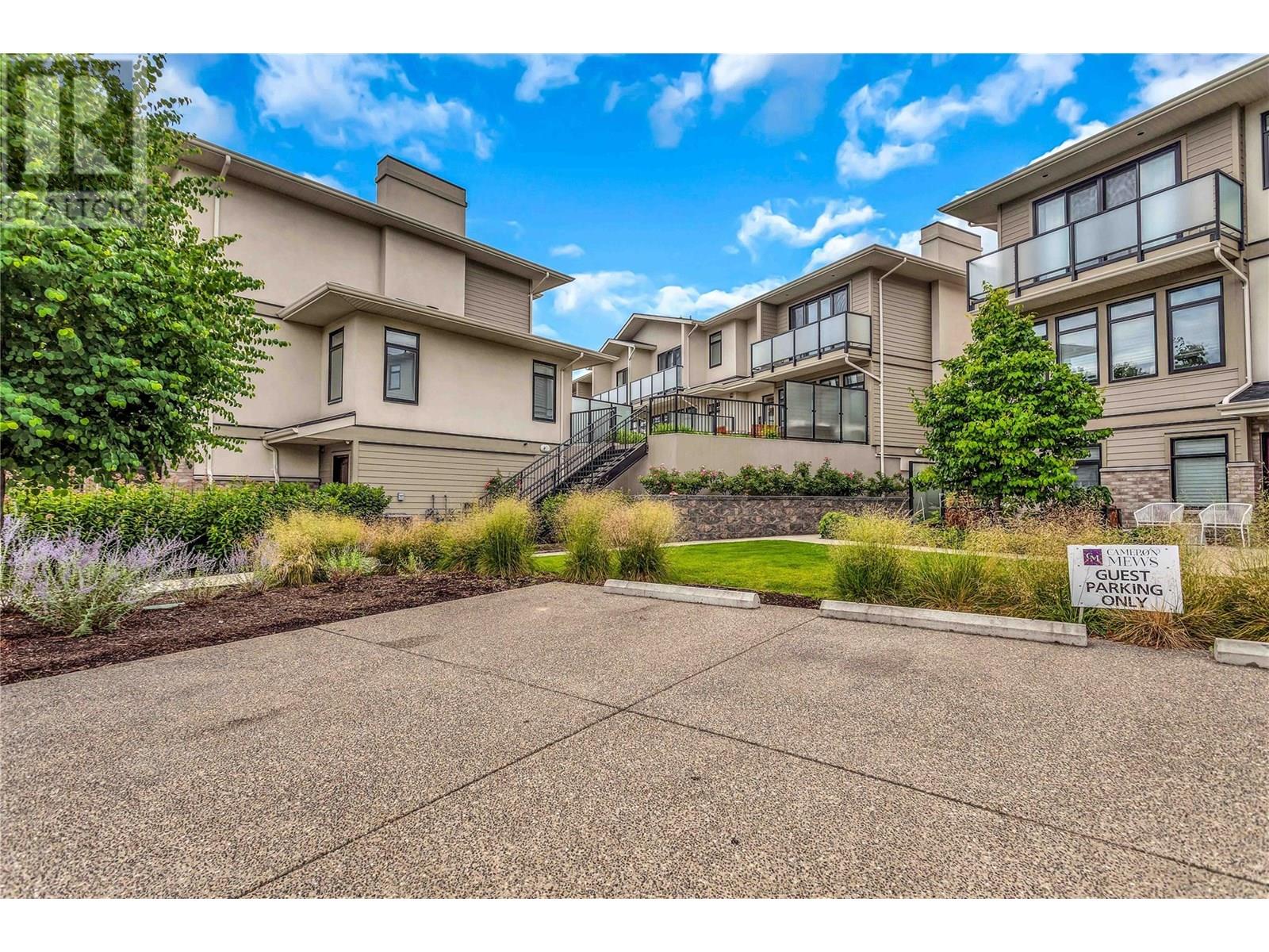 9 1102 Cameron Avenue, Kelowna