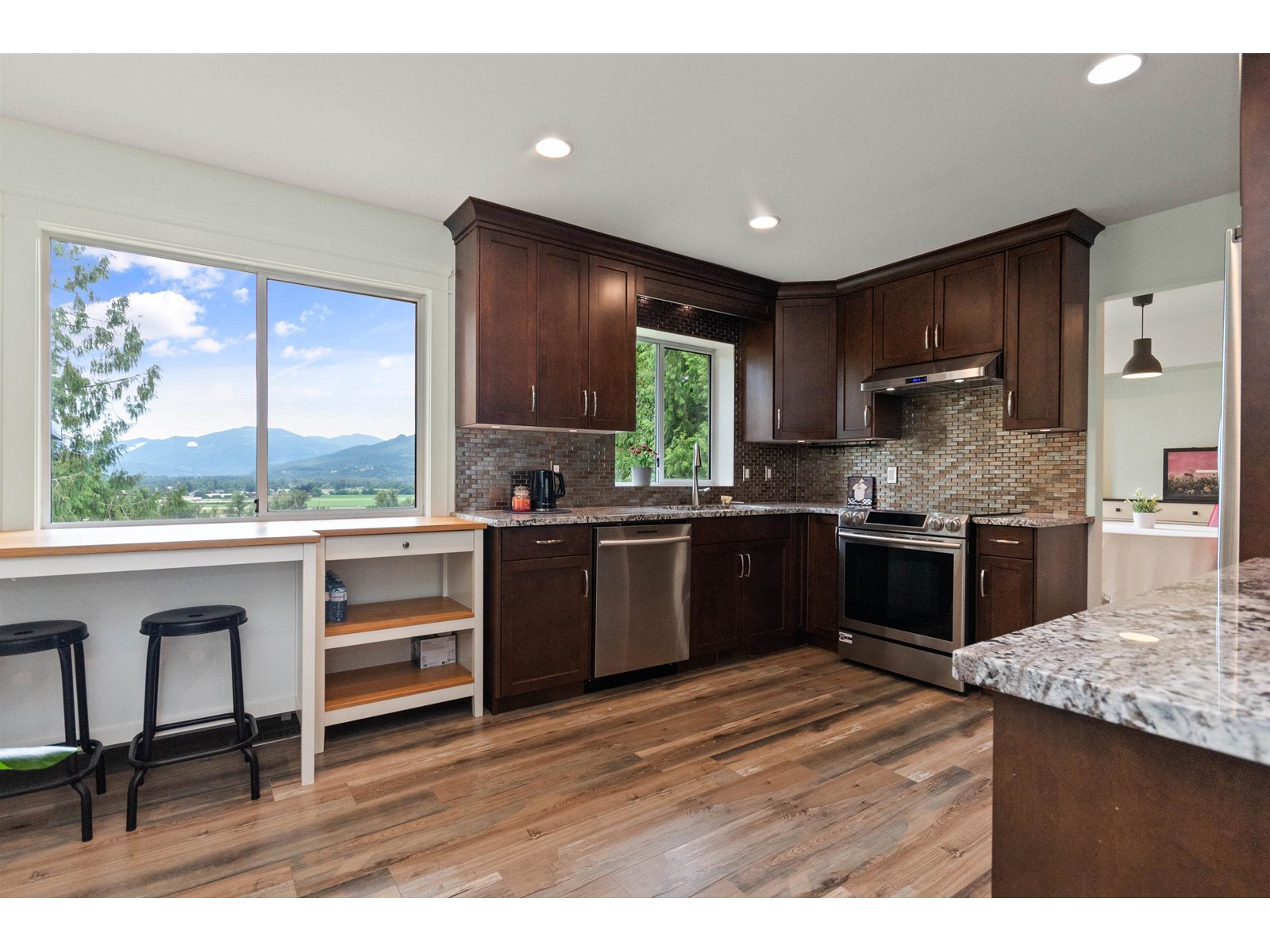 Photo 21 of 47495 Swallow Crescent Little Mountain, Chilliwack BC