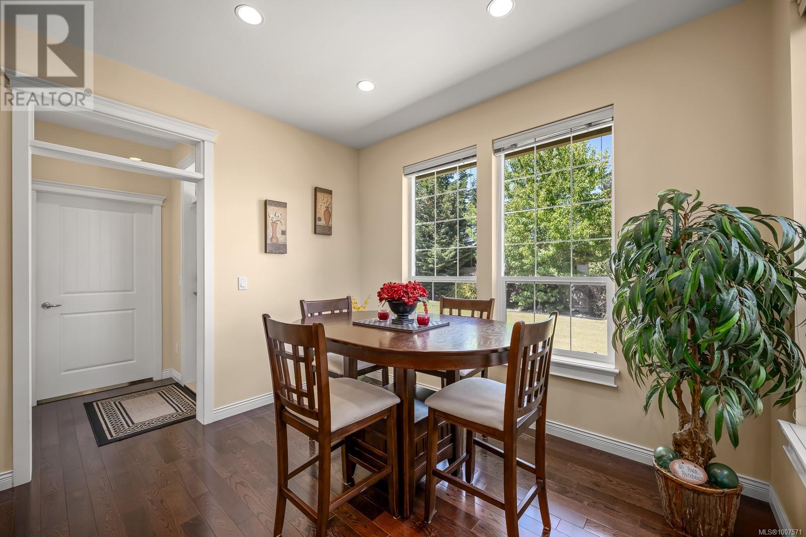 Photo 31 of 126 Vermont Dr, Campbell River BC