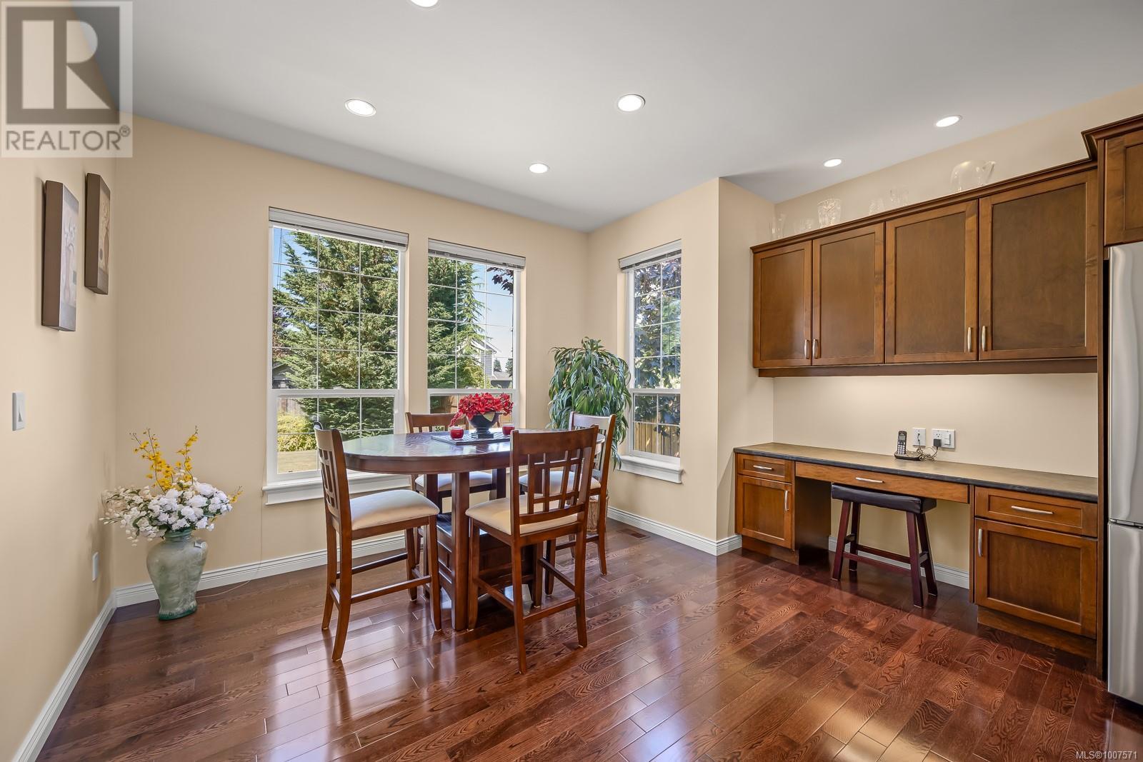Photo 9 of 126 Vermont Dr, Campbell River BC