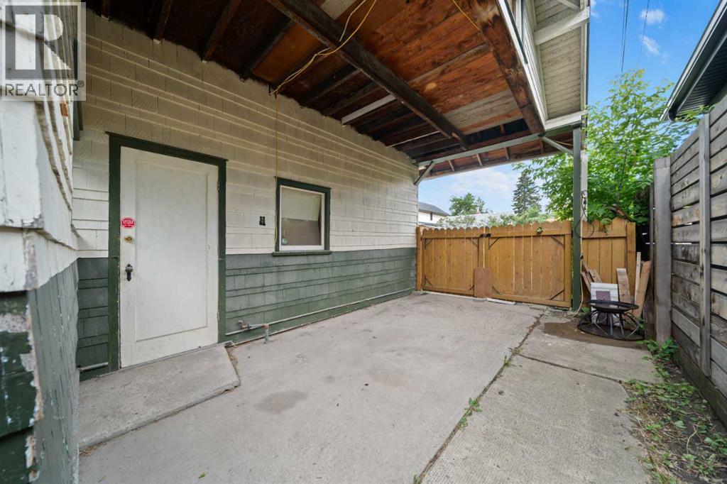 Photo 19 of 715 4 A Street Nw, Calgary AB