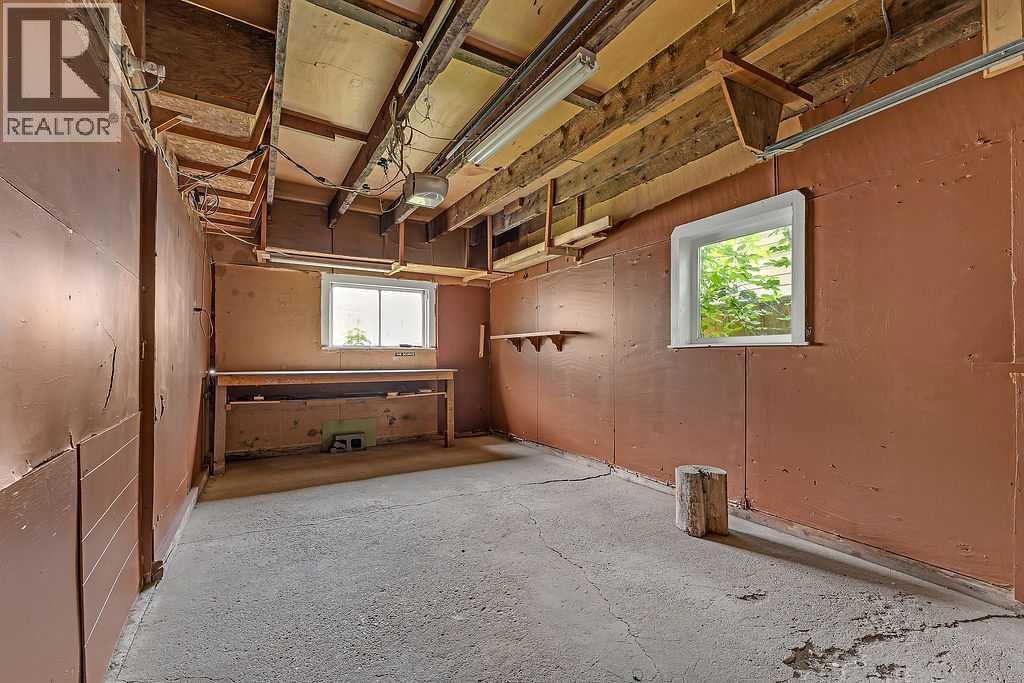 Photo 21 of 715 4 A Street Nw, Calgary AB