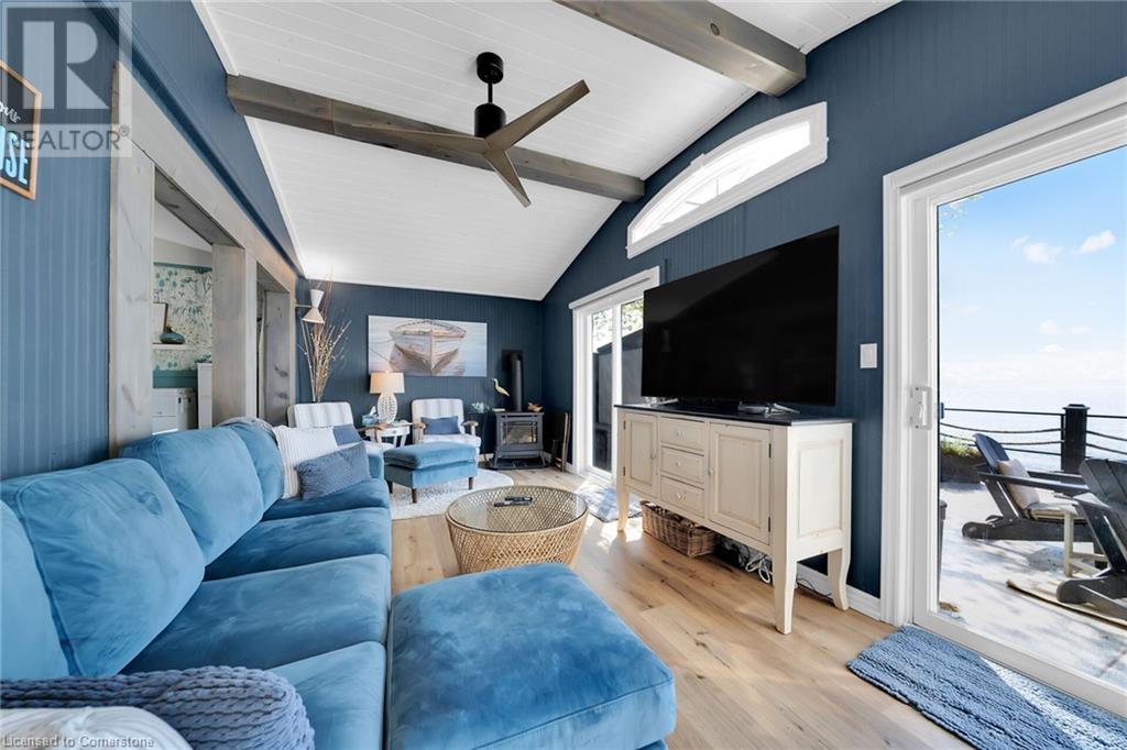 Photo 15 of 1200 Lakeshore Road, Selkirk ON