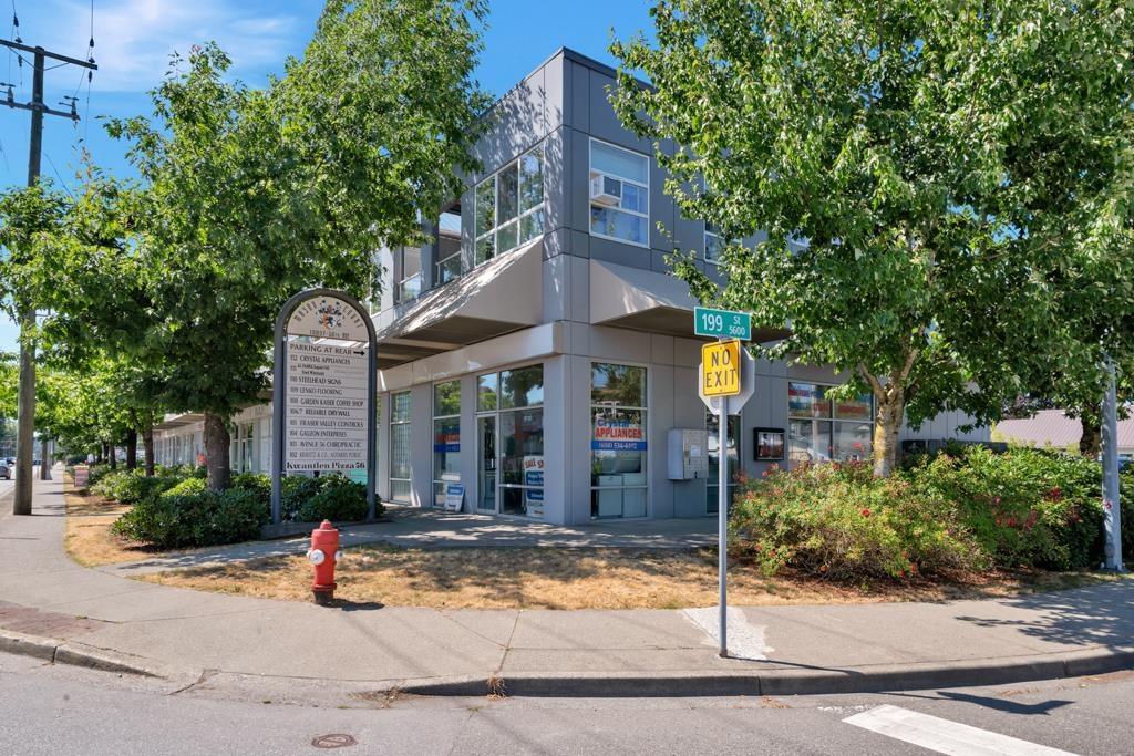 Photo 24 of 201 19897 56 Avenue, Langley BC