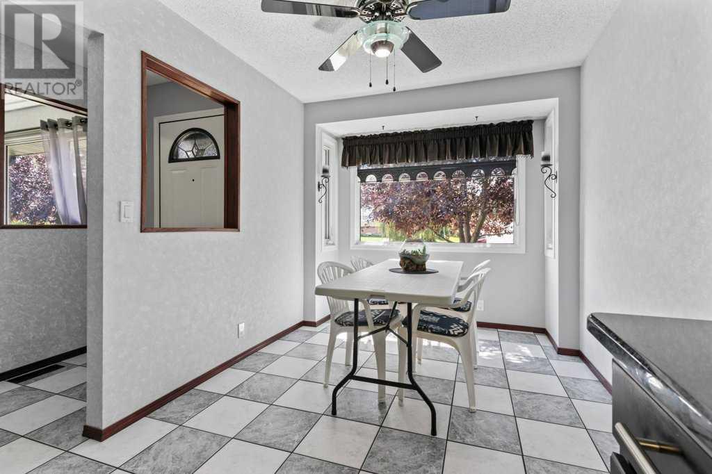 Single Family House 4 Level for Sale in  Beacham Rise NW Beddington Heights Calgary 