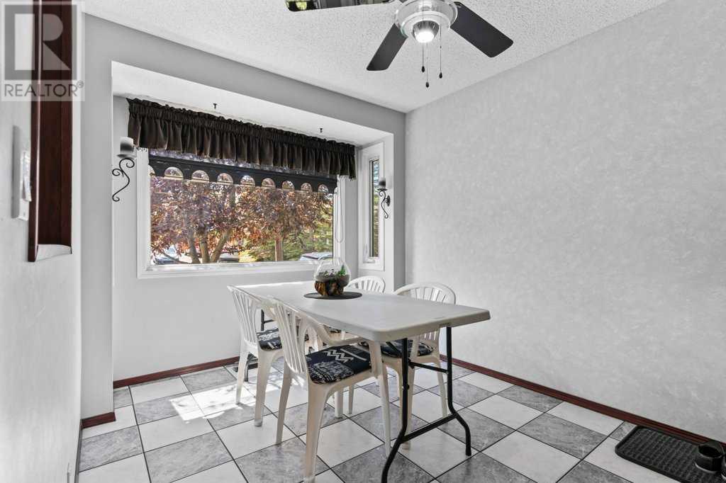 Single Family House 4 Level for Sale in  Beacham Rise NW Beddington Heights Calgary 
