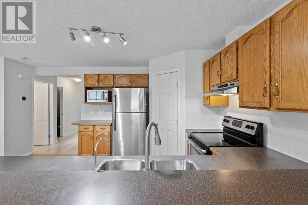 Single Family House for Sale in  Hidden Creek Rise NW Hidden Valley Calgary 