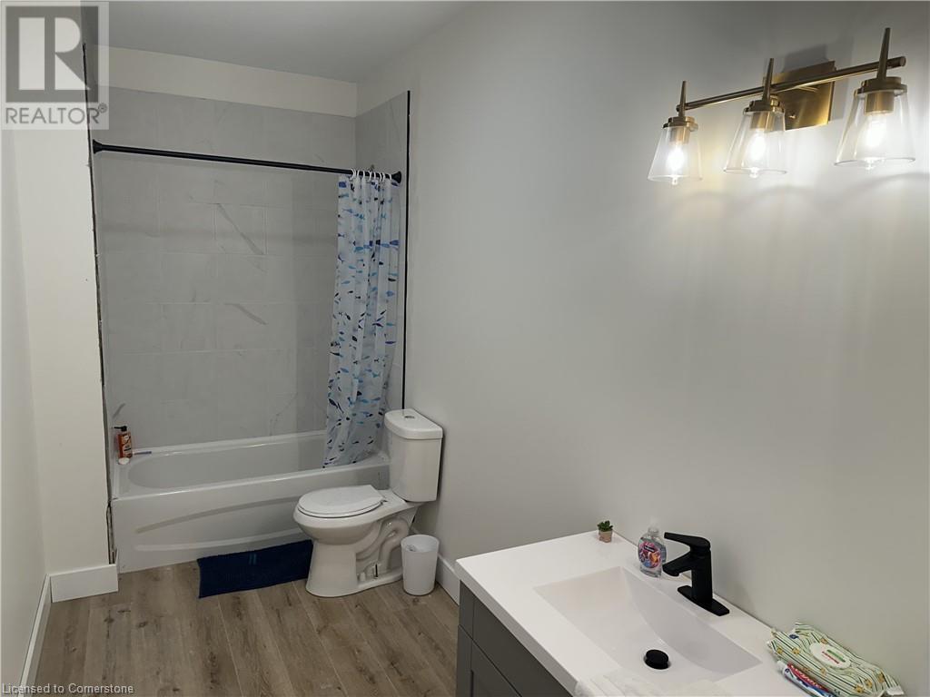 Photo 14 of 132 Ivy Lane Lane, Magnetawan ON