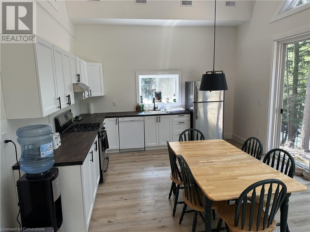 Photo 21 of 132 Ivy Lane Lane, Magnetawan ON