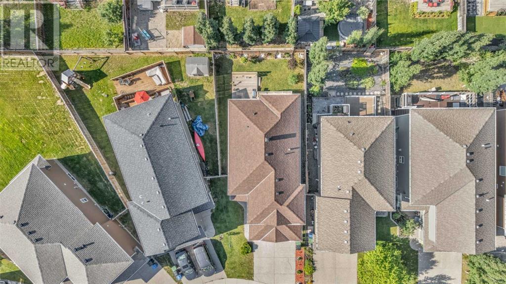 Single Family House for Sale in  Everhollow Green SW Evergreen Calgary 