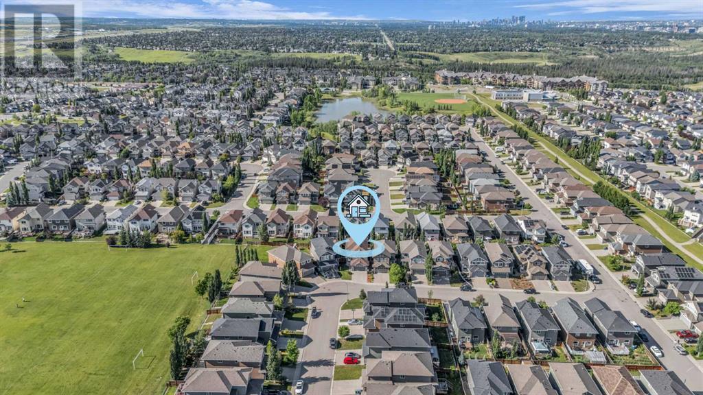 Single Family House for Sale in  Everhollow Green SW Evergreen Calgary 