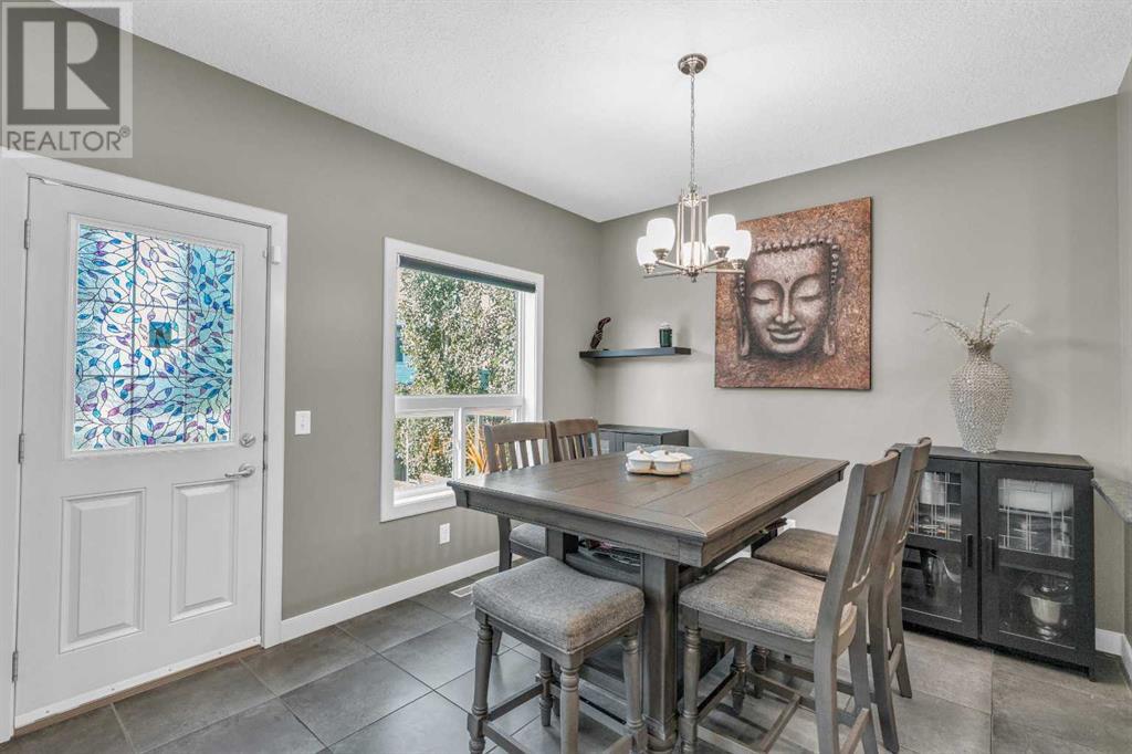 Single Family House for Sale in  Everhollow Green SW Evergreen Calgary 
