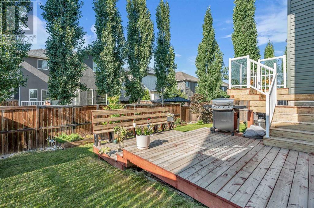 Single Family House for Sale in  Everhollow Green SW Evergreen Calgary 
