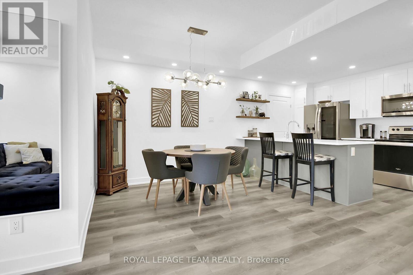 Photo 15 of H 300 Tulum Crescent, Ottawa ON