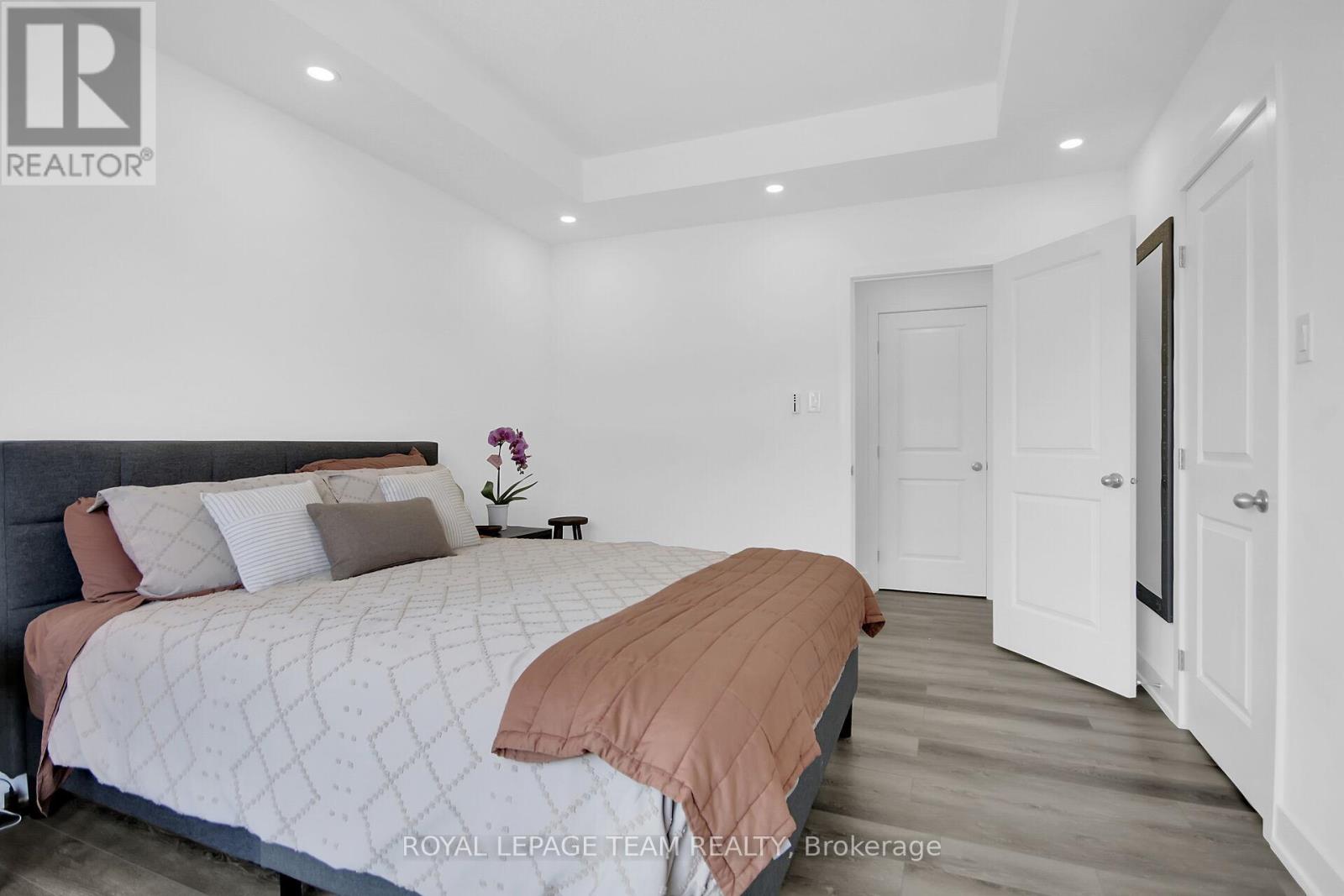 Photo 27 of H 300 Tulum Crescent, Ottawa ON