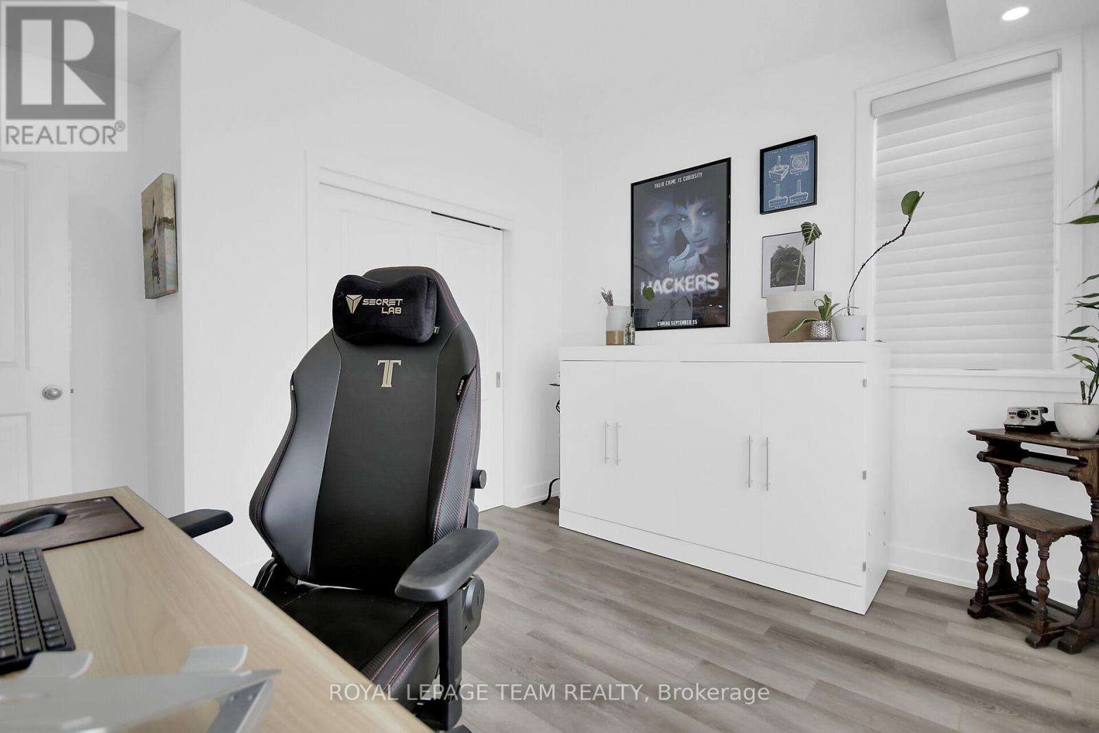 Photo 32 of H 300 Tulum Crescent, Ottawa ON