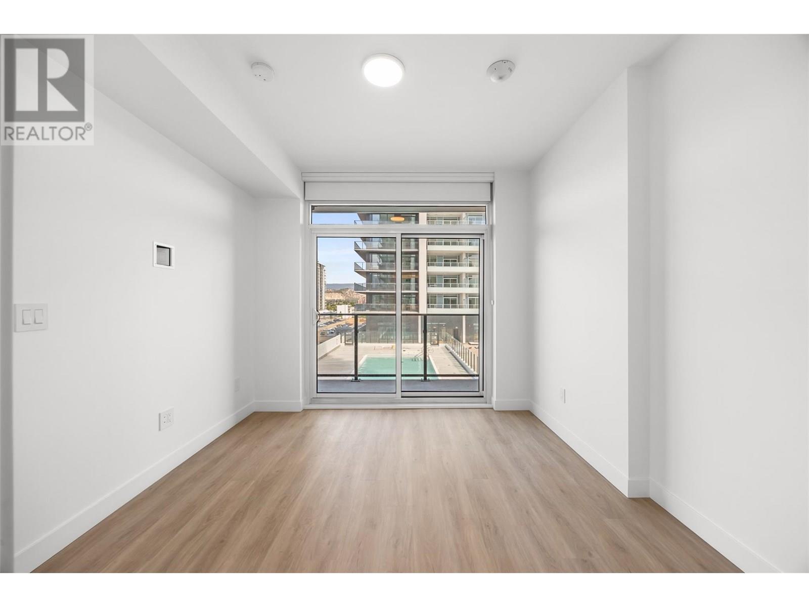 Photo 17 of 238 Leon Avenue Unit 702, Kelowna BC