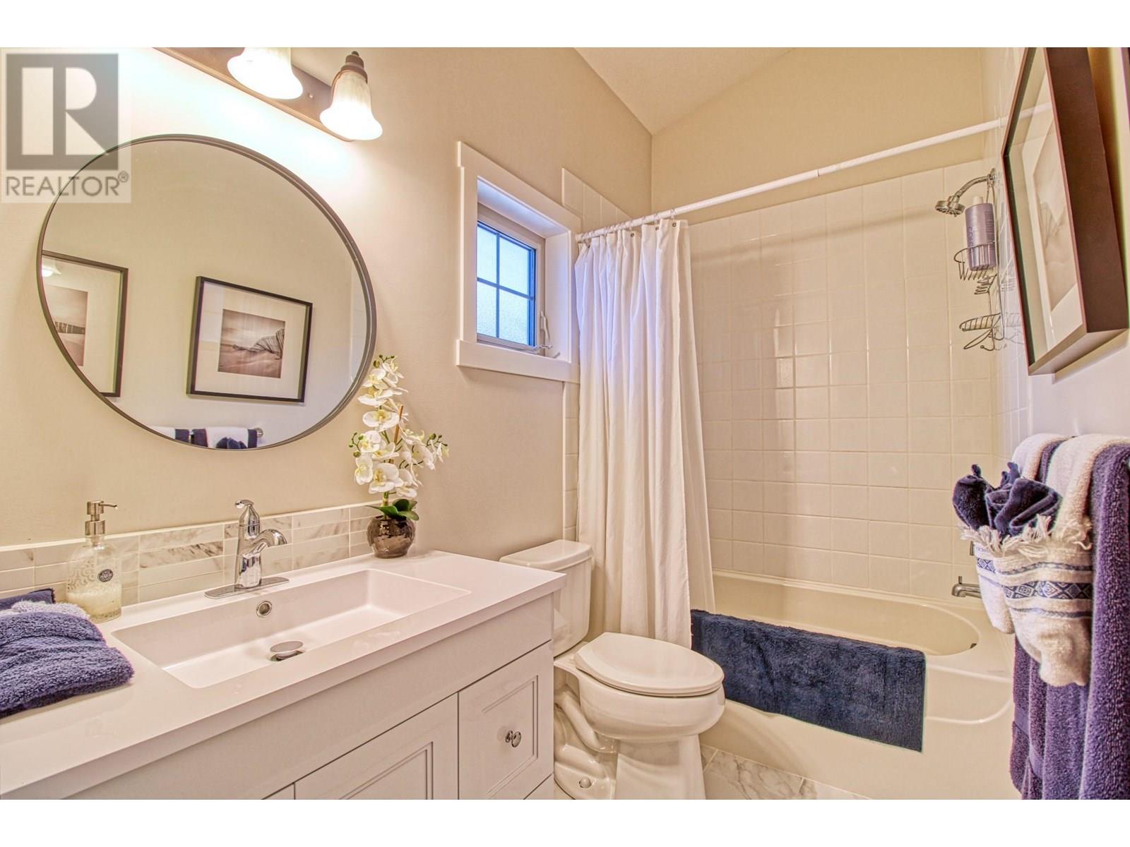 24 6985 Barcelona Drive, Kelowna