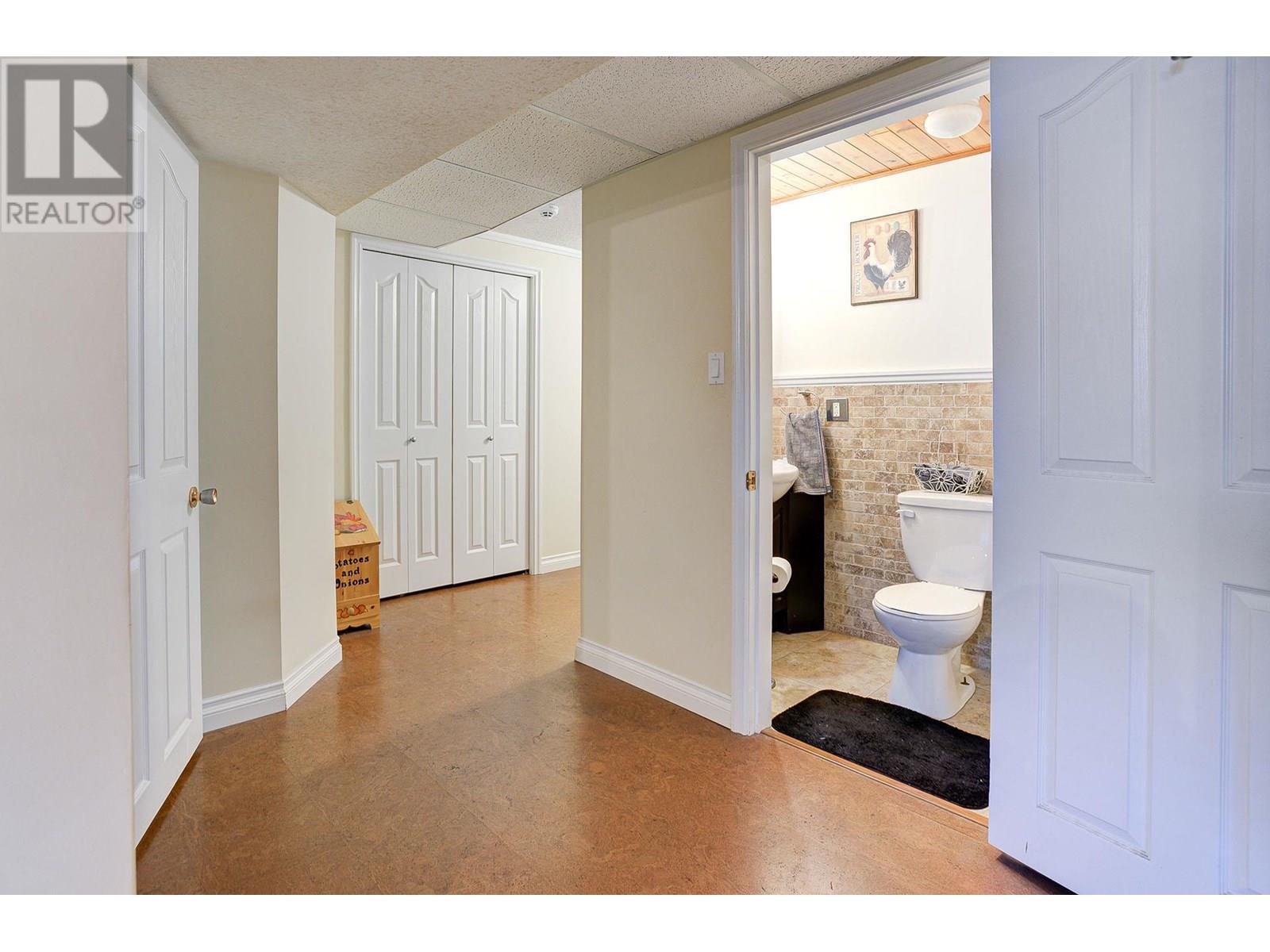 Photo 27 of 660 Valdes Drive, Kamloops BC