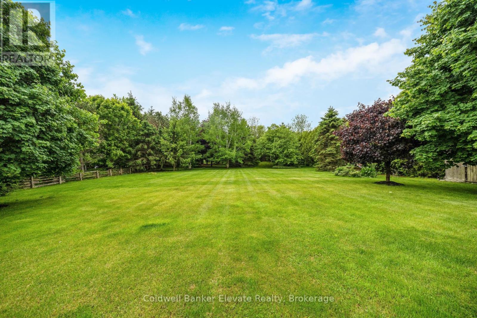 Photo 17 of 4 Southwinds Drive, Halton Hills ON