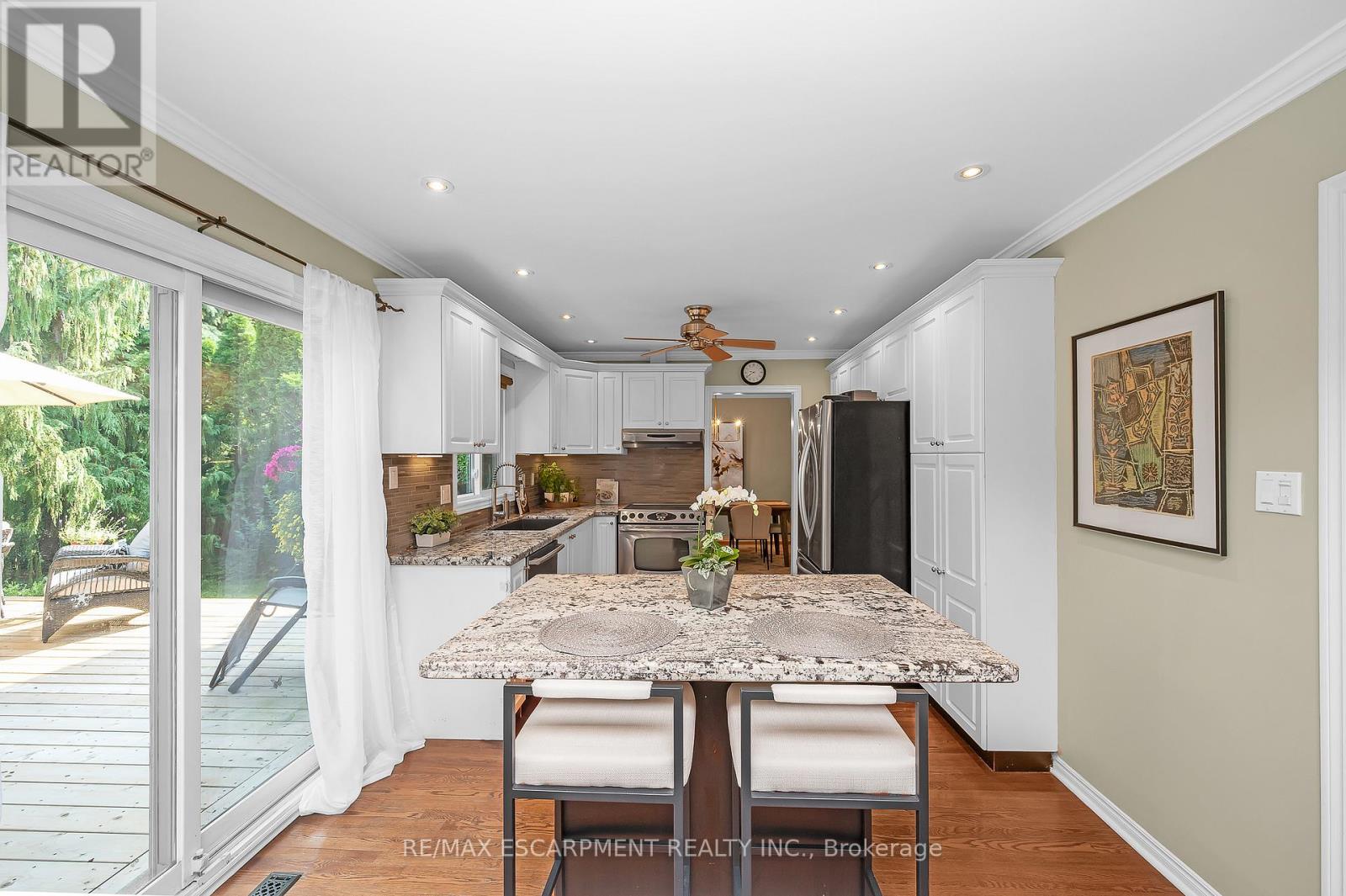 Photo 15 of 1355 Edgeware Road, Oakville ON