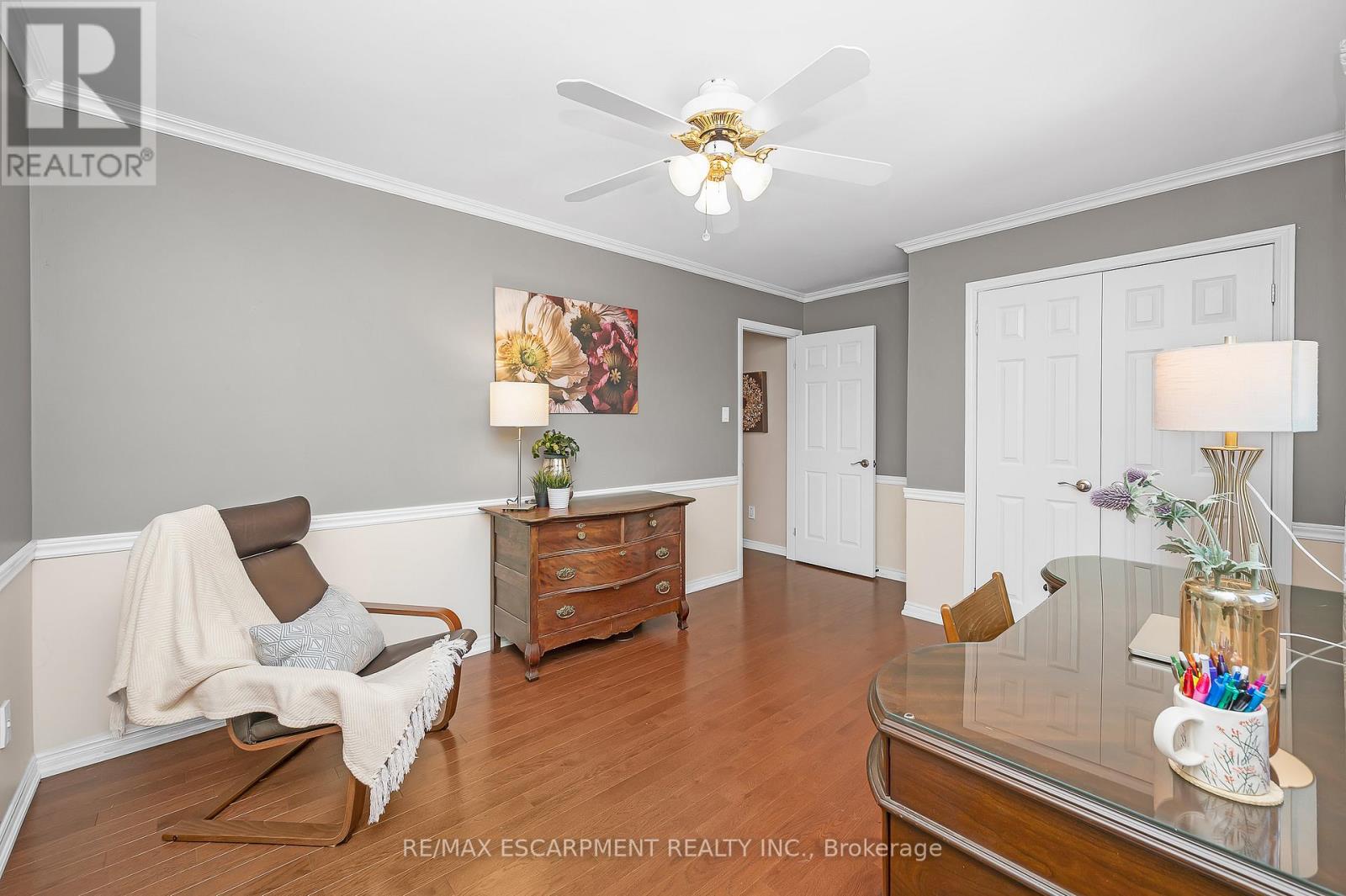 Photo 26 of 1355 Edgeware Road, Oakville ON