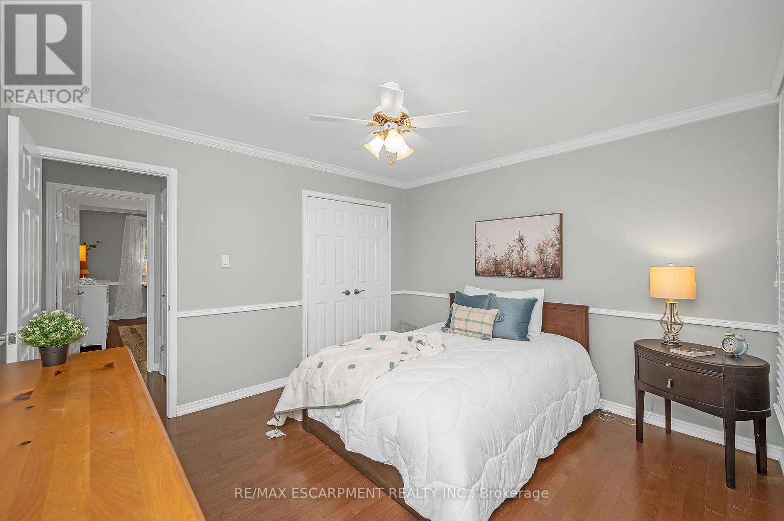 Photo 30 of 1355 Edgeware Road, Oakville ON