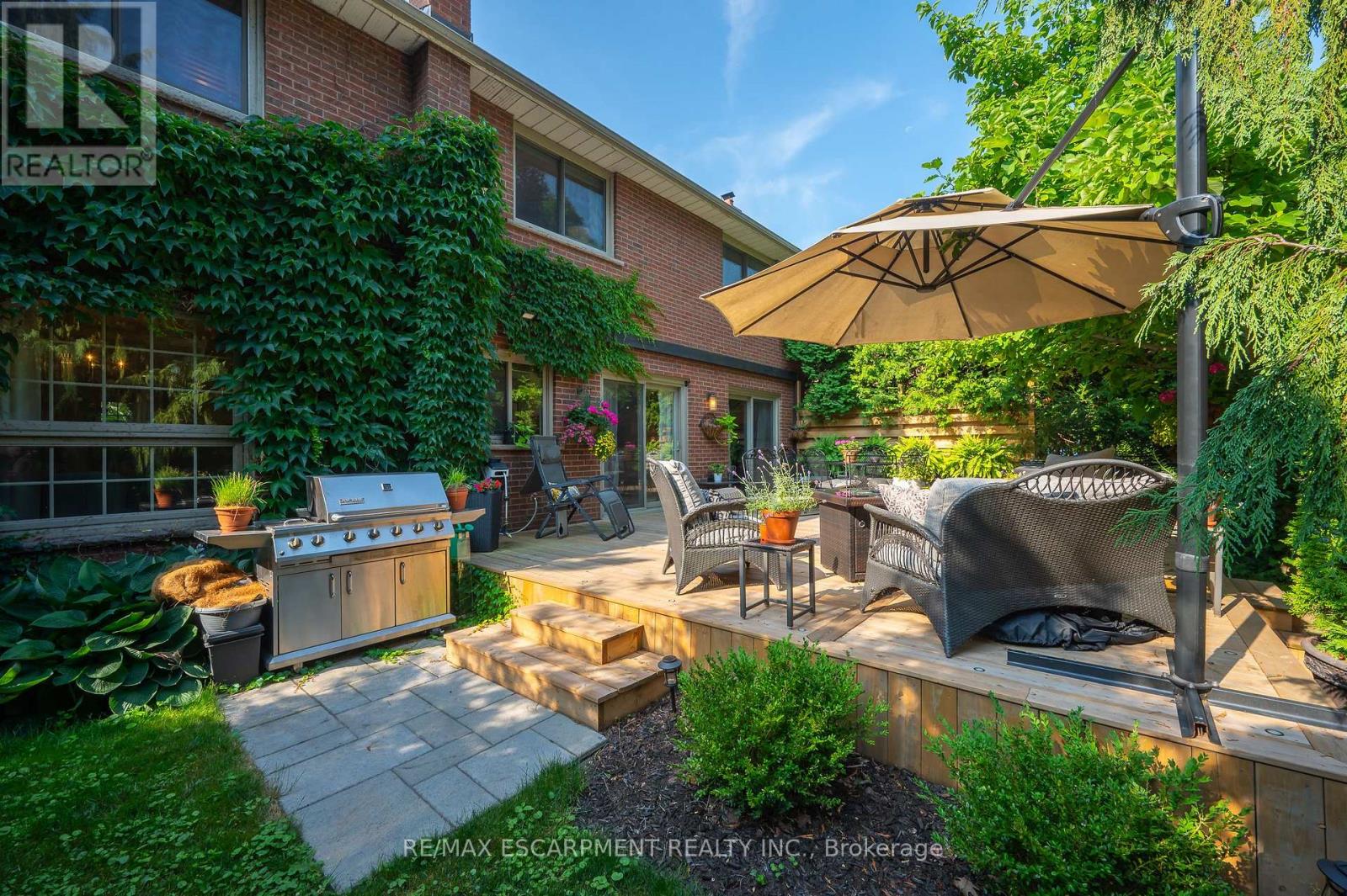 Photo 37 of 1355 Edgeware Road, Oakville ON