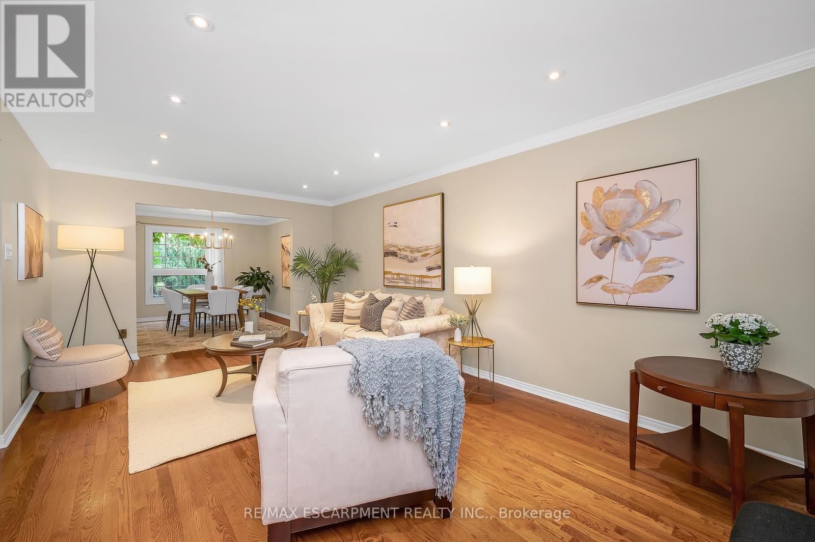 Photo 8 of 1355 Edgeware Road, Oakville ON
