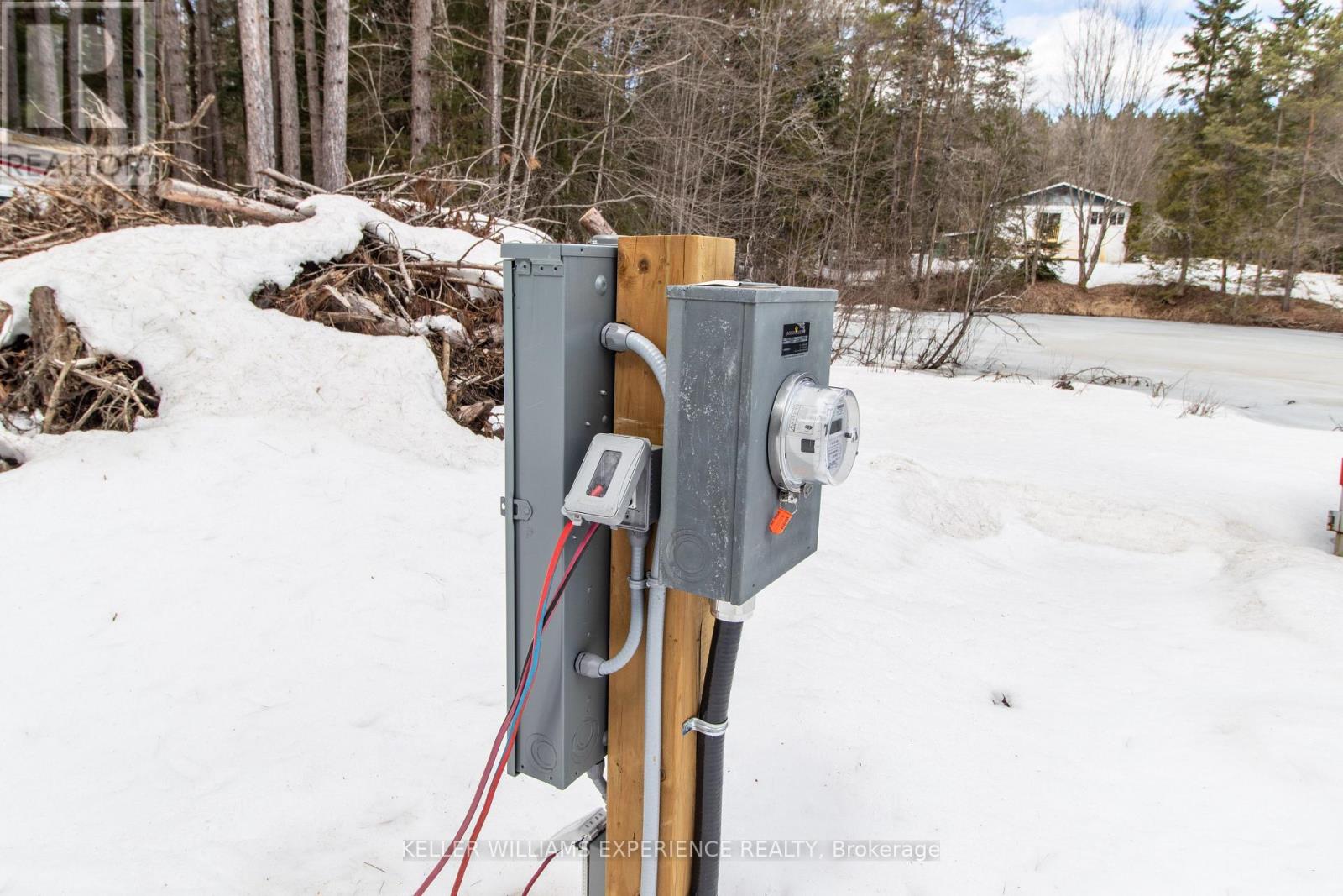 Photo 4 of 1318 Old North Road, Huntsville ON