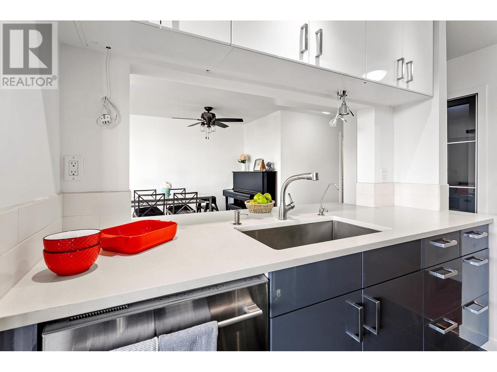 Photo 16 of 212 8460 Jellicoe Street, Vancouver BC
