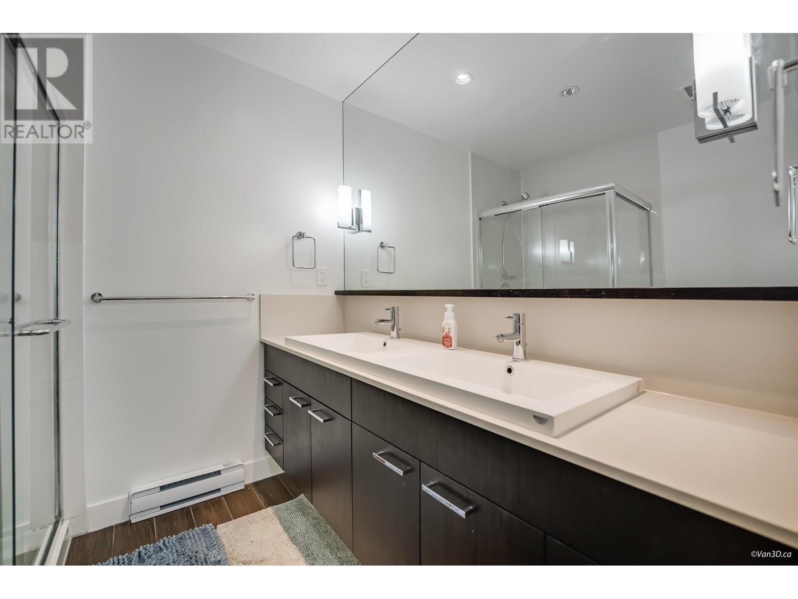 Photo 4 of 35 3395 Galloway Avenue, Coquitlam BC
