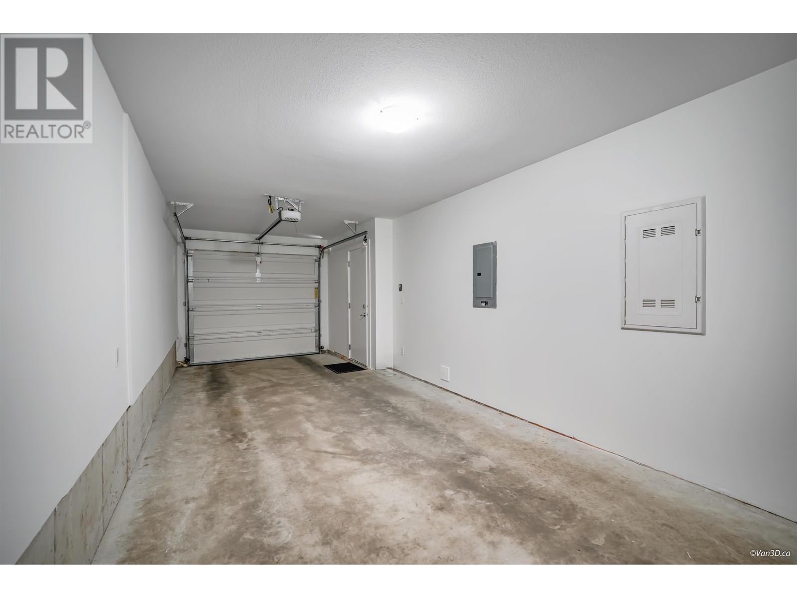 Photo 16 of 35 3395 Galloway Avenue, Coquitlam BC