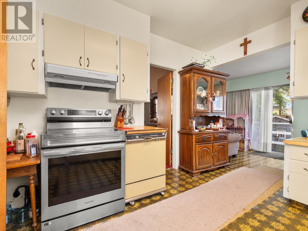 Photo 5 of 1524 William Street, Vancouver BC