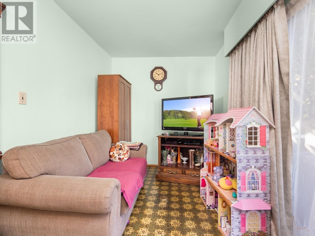 Photo 7 of 1524 William Street, Vancouver BC