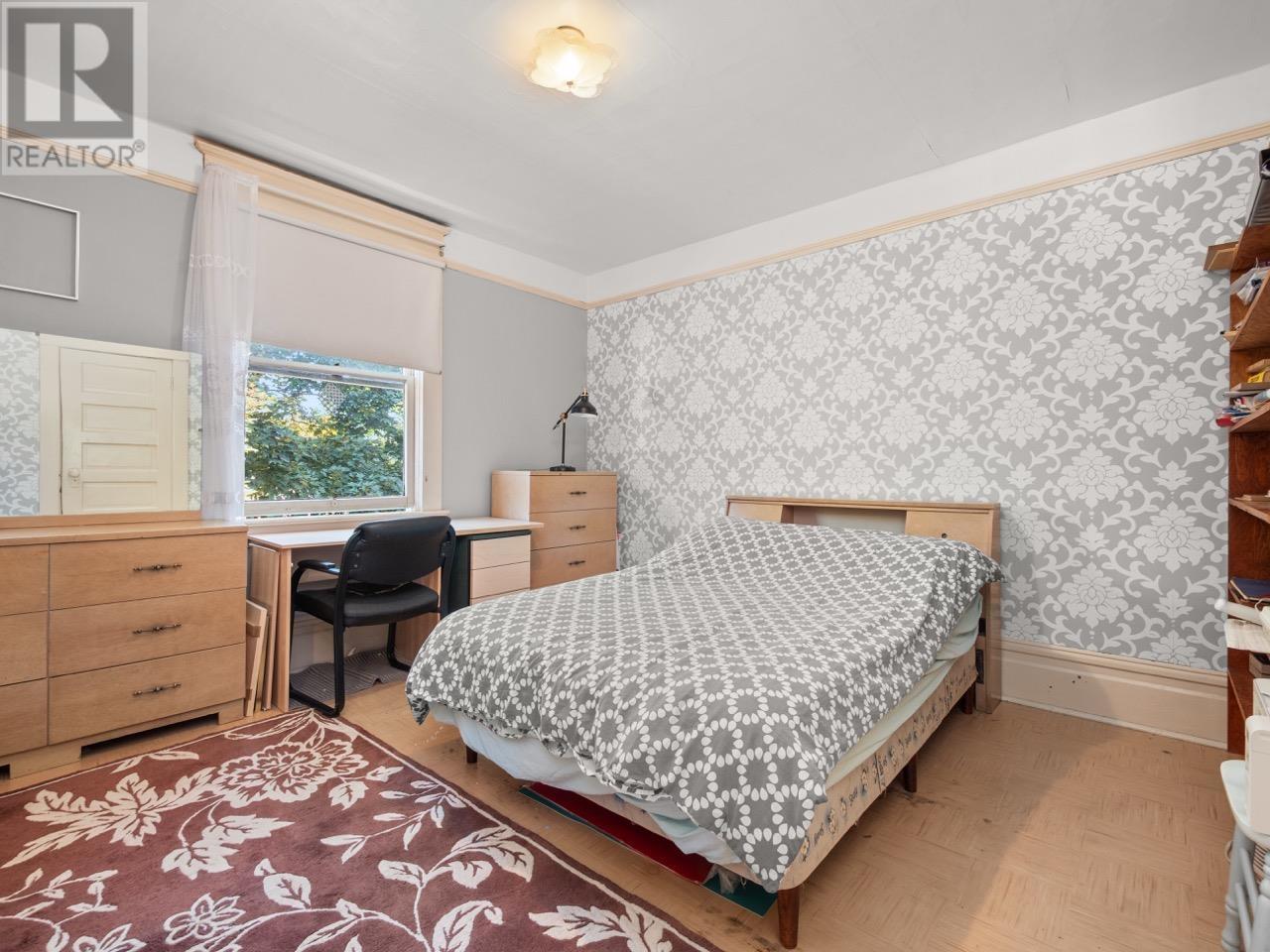 Photo 14 of 1524 William Street, Vancouver BC