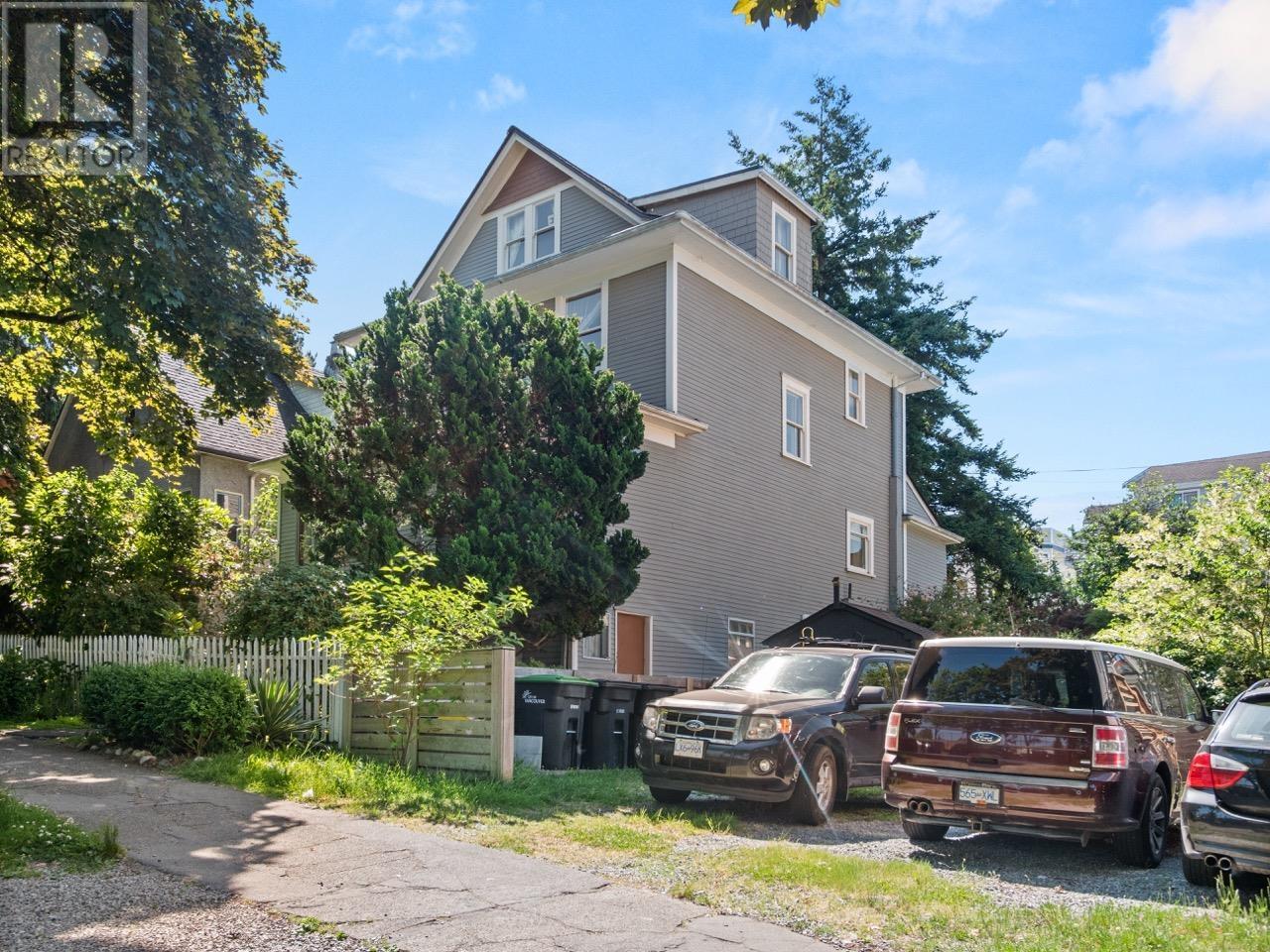 Photo 23 of 1524 William Street, Vancouver BC