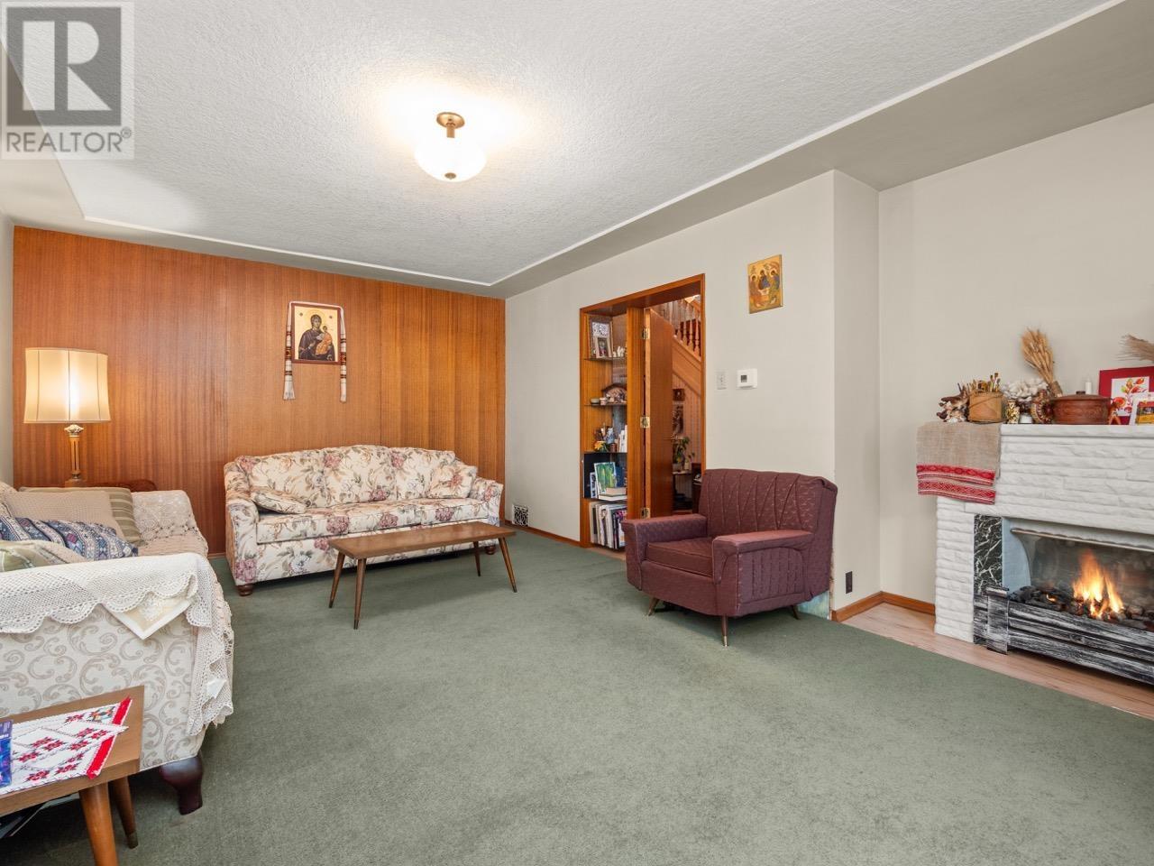 Photo 6 of 1524 William Street, Vancouver BC